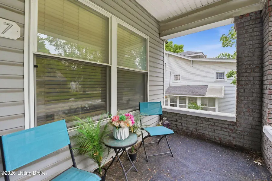 4517 S 3rd St, Louisville, KY 40214 - #2