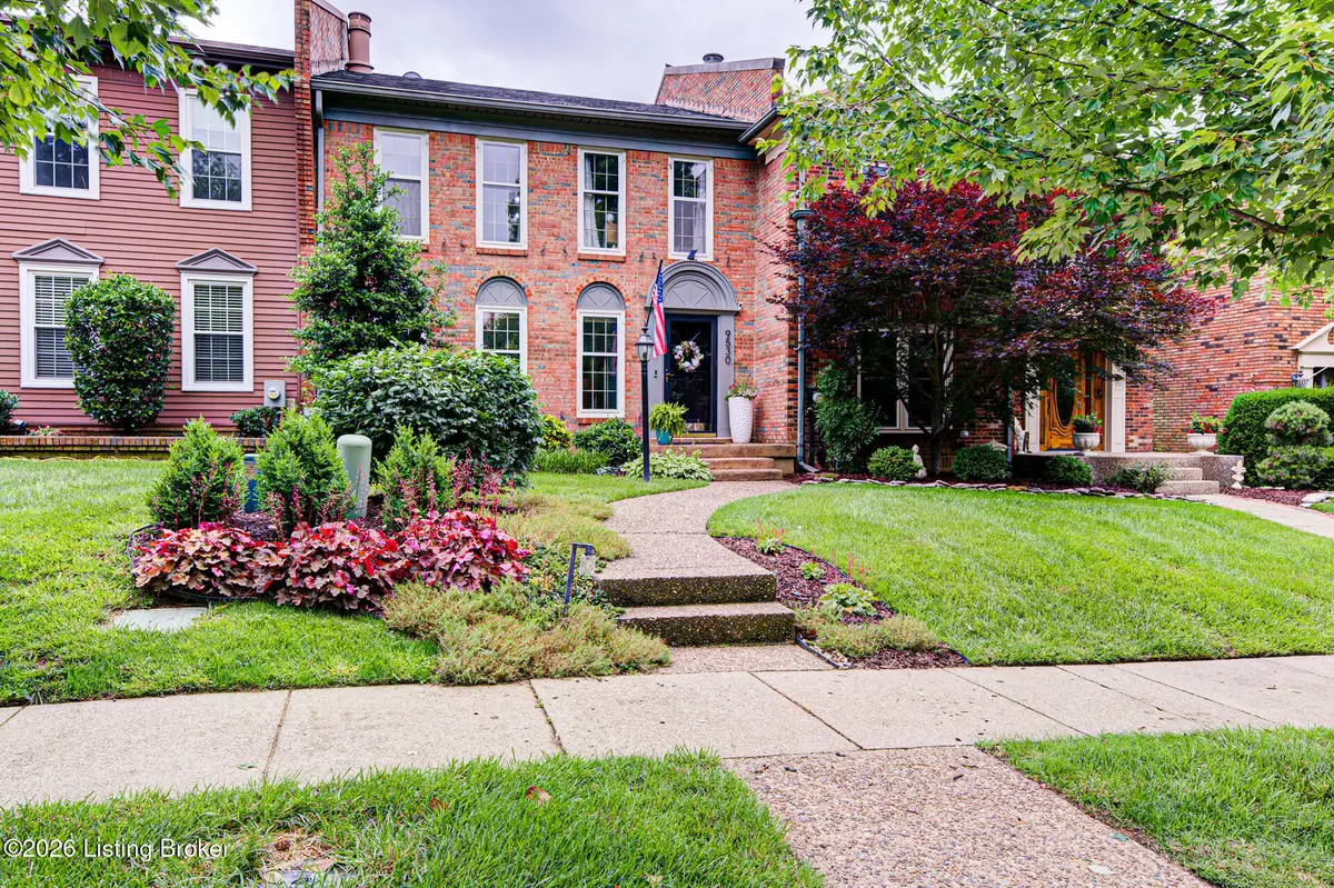 9530 Wessex Pl, Louisville, KY 40222 - #1
