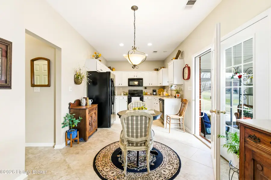 16405 Snaffel Bit Ct, Louisville, KY 40245 - #3