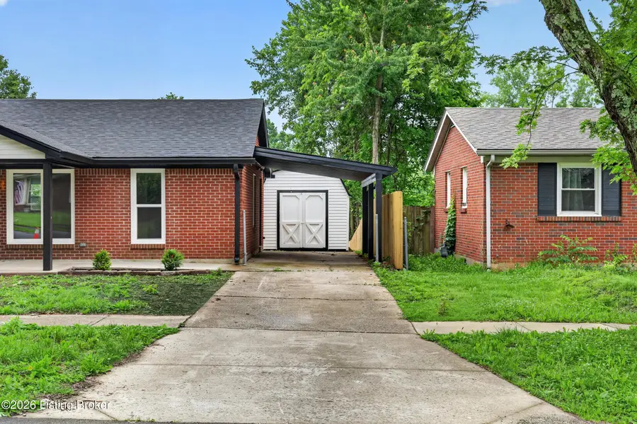 8907 Lantana Dr, Louisville, KY 40229 - #3