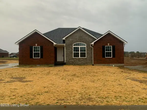 111 Flagstaff Dr, Coxs Creek, KY 40013