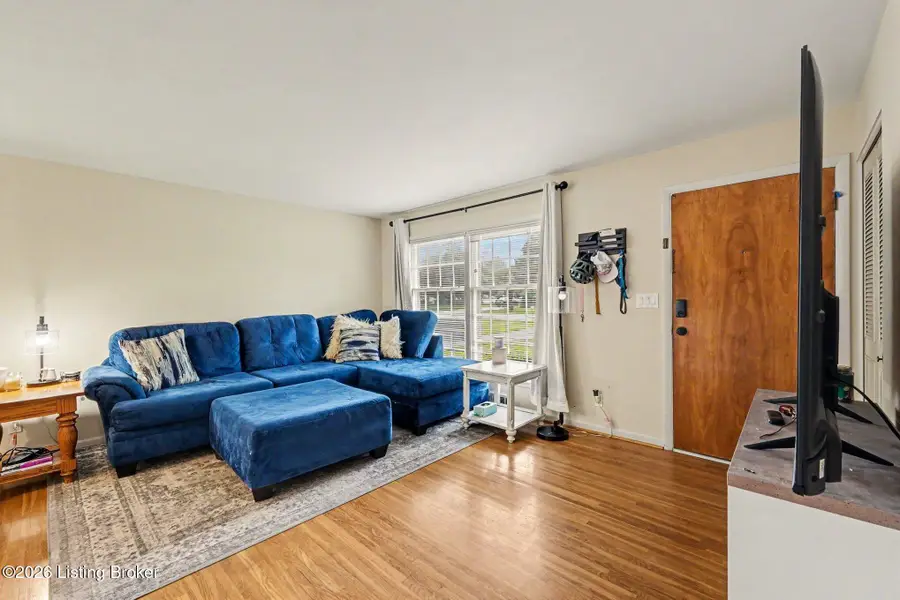 6413 Six Mile Ln, Louisville, KY 40218 - #3