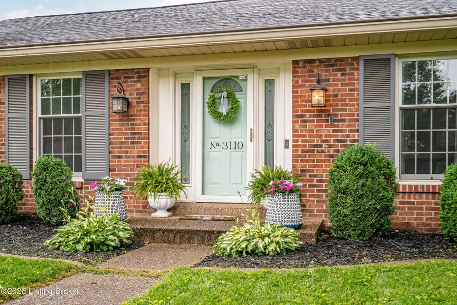 3110 Danbury Ct, Louisville, KY 40242 - #2