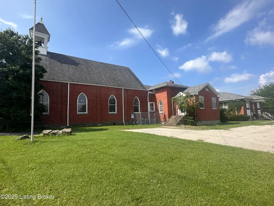 9801 Cooper Church Dr, Louisville, KY 40229 - #3