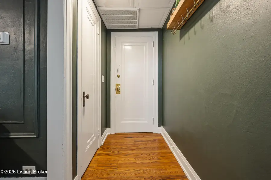 1360 Eastern Pkwy #8, Louisville, KY 40204 - #3