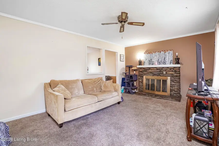 6705 Robin Rd, Crestwood, KY 40014 - #2