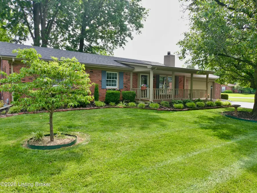115 Blue Ridge Rd, Louisville, KY 40223 - #2