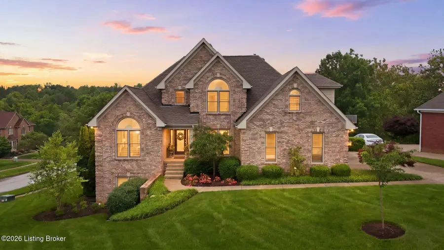 900 Woodland Heights Dr, Louisville, KY 40245 - #2