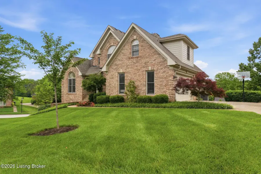 900 Woodland Heights Dr, Louisville, KY 40245 - #3