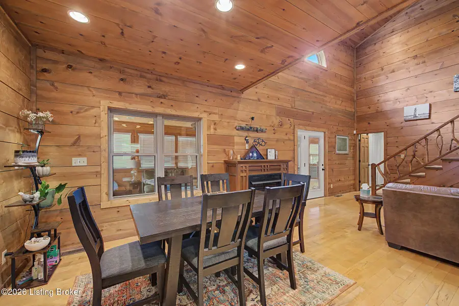 207 Pineview Dr, Mammoth Cave, KY 42259 - #3