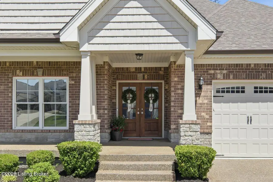 115 Locust Park Pl, Louisville, KY 40245 - #2