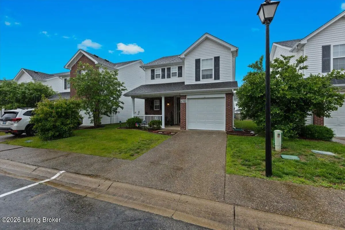 6740 Arbor Creek Dr, Louisville, KY 40228 - #1