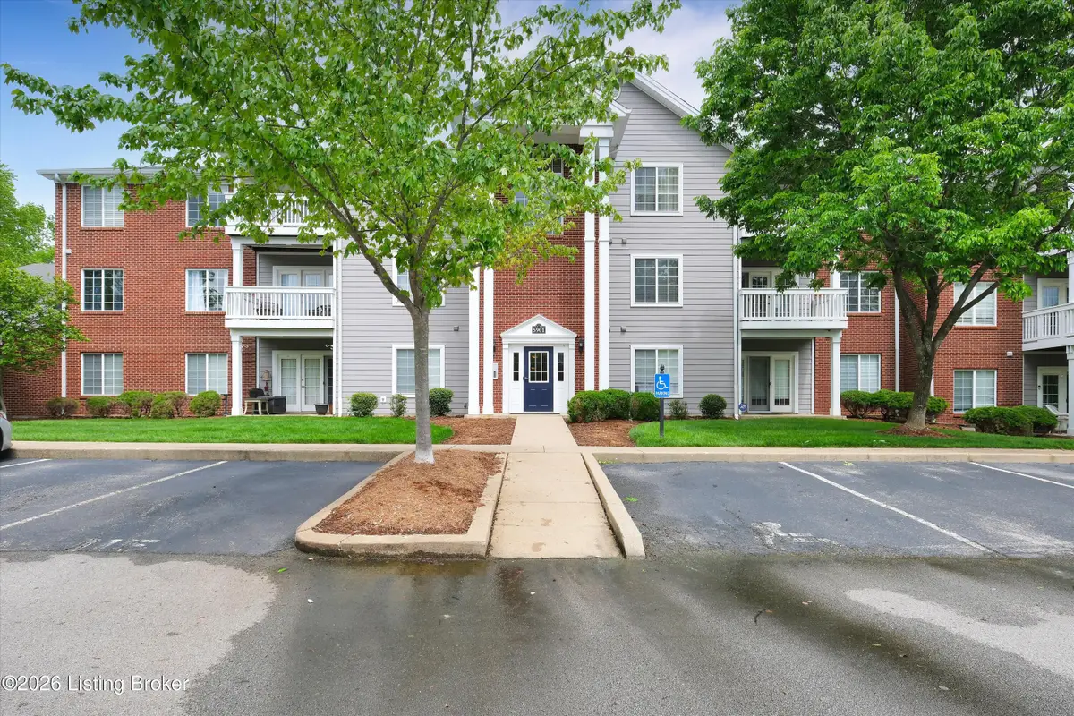5901 Landers Ave #207, Crestwood, KY 40014 - #1