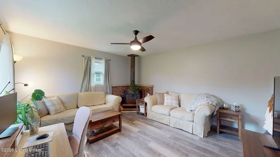 9741 Mason Ln, Fairdale, KY 40118 - #2