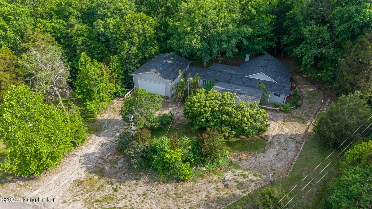 877 Twin Cove Rd, Clarkson, KY 42726 - #1
