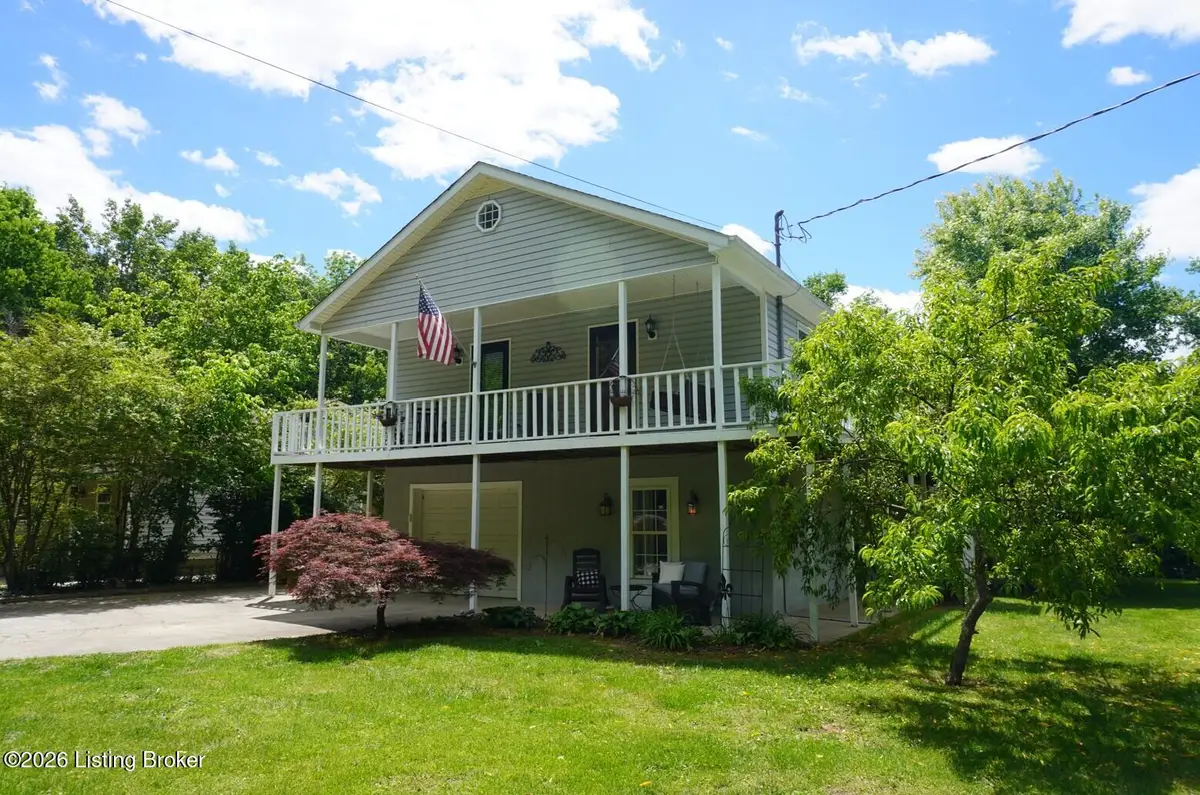 6365 Clifton Rd, Versailles, KY 40383 - #1