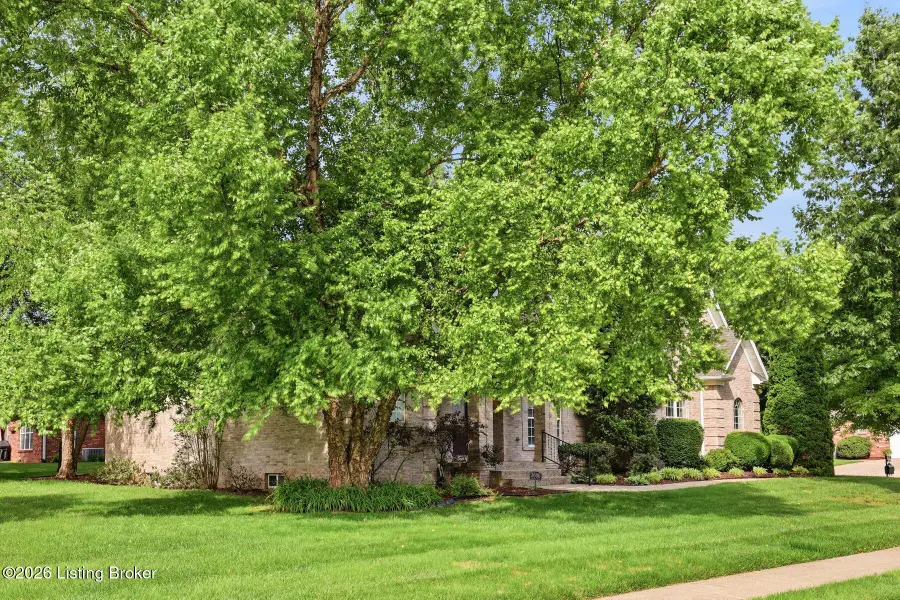 3600 Oak Vista Plc, Louisville, KY 40245 - #2