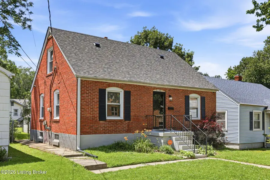 5128 Laughlin Ave, Louisville, KY 40214 - #2
