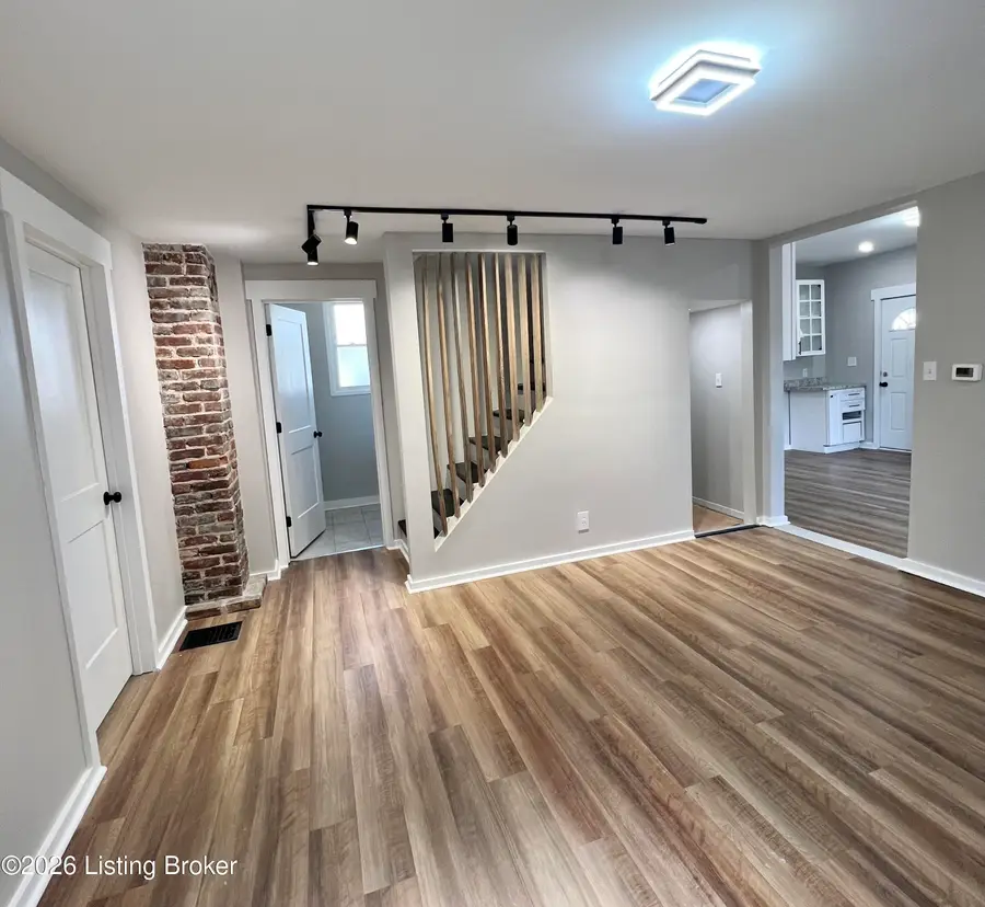 2015 Fort St, Louisville, KY 40217 - #2