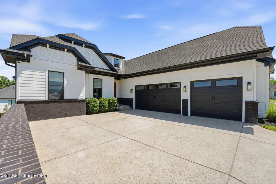 203 Locust Park Pl, Louisville, KY 40245 - #3
