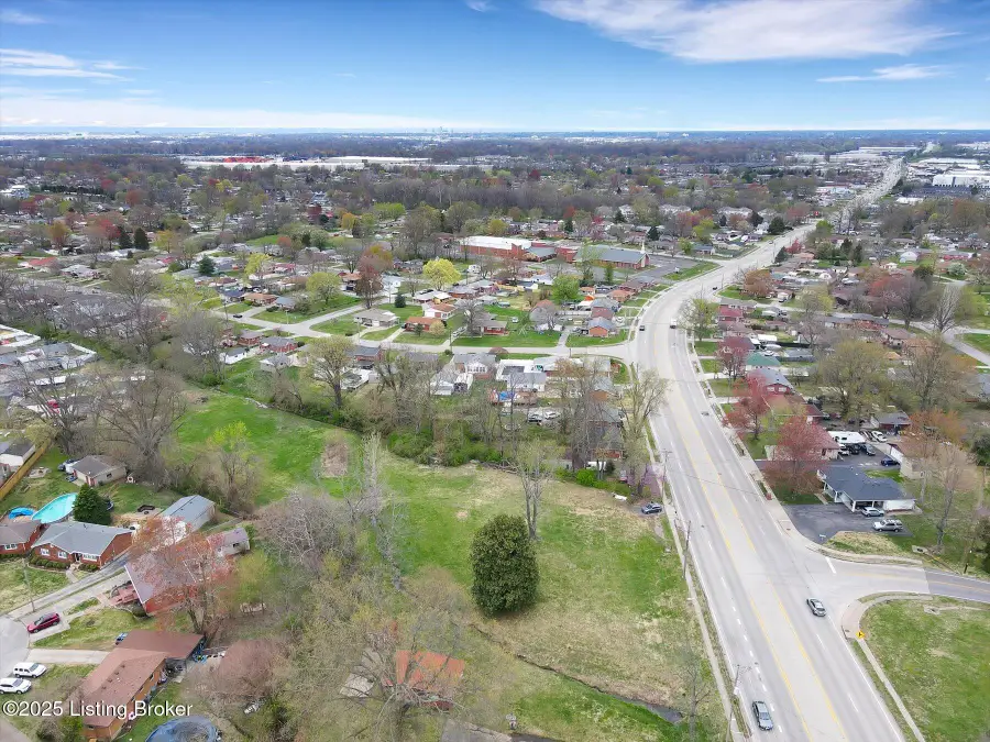 7400 Shepherdsville Rd, Louisville, KY 40219 - #3