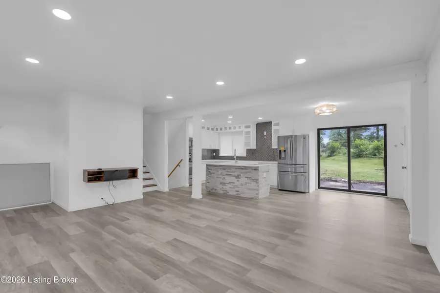 4408 Southridge Dr, Louisville, KY 40272 - #2