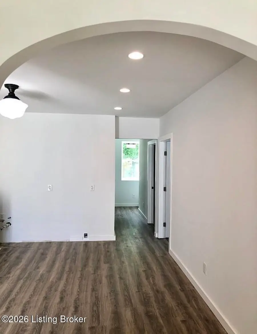2208 Dumesnil St, Louisville, KY 40210 - #2