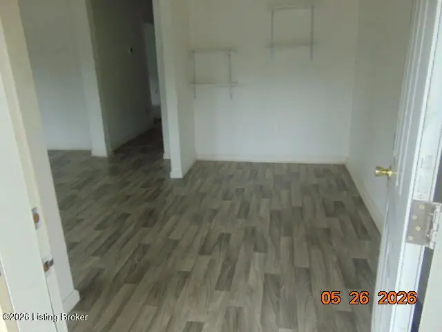 3229 Hale Ave, Louisville, KY 40211 - #3