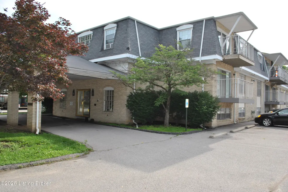 165 Thierman Ln #303, Louisville, KY 40207 - #1