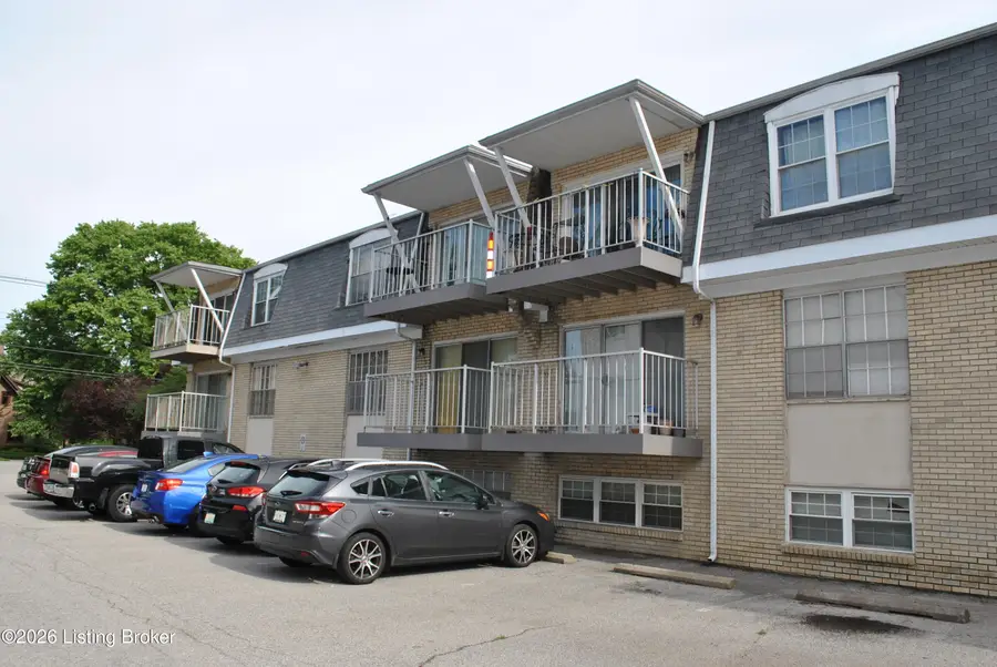 165 Thierman Ln #303, Louisville, KY 40207 - #2