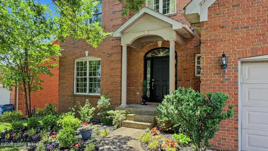 15218 Abington Ridge Pl, Louisville, KY 40245 - #2