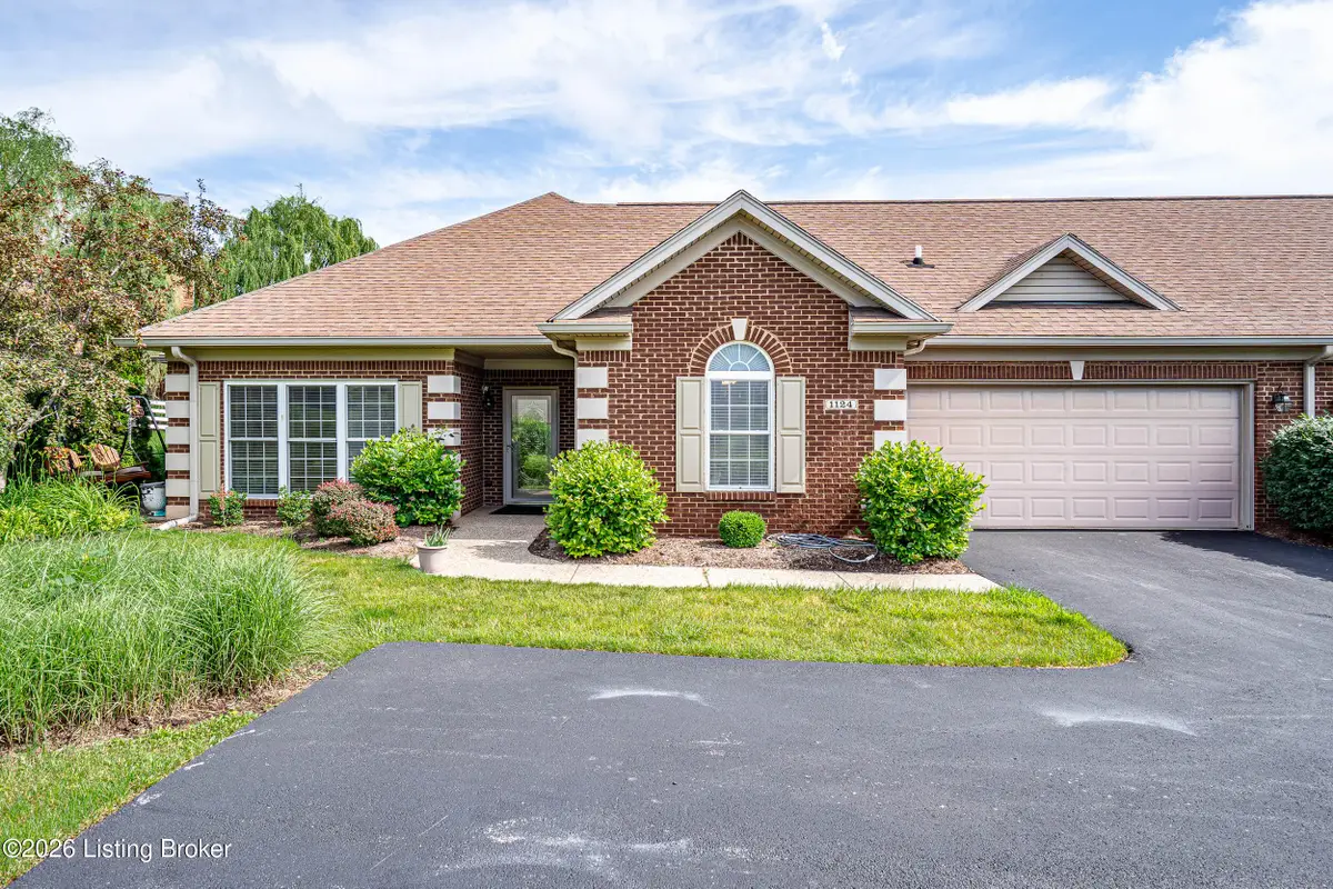 1124 Grazing Meadows Ln, Louisville, KY 40245 - #1