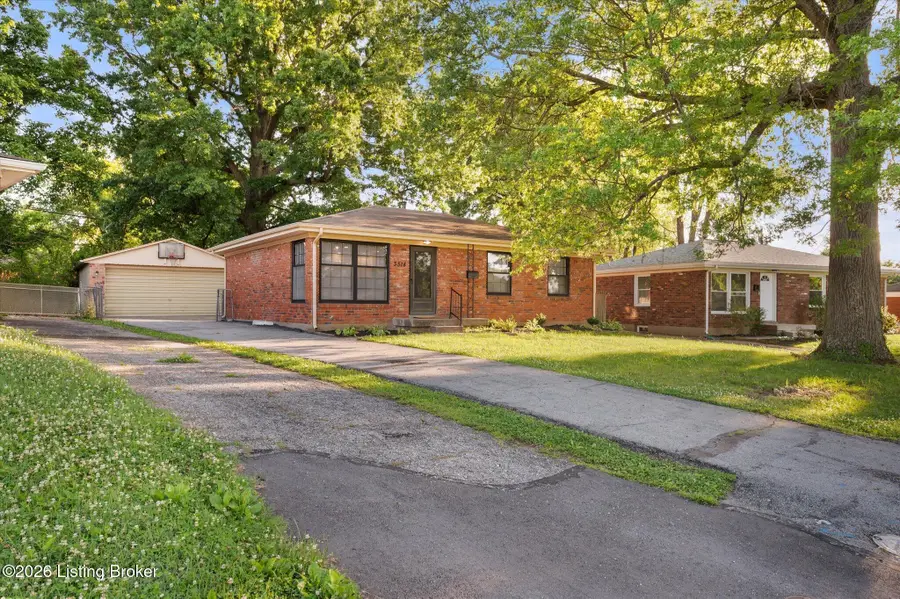 3514 Saint Edwards Dr, Jeffersontown, KY 40299 - #3