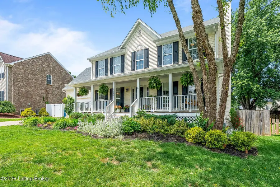 4008 Fairfield Gardens Ct, Louisville, KY 40245 - #3