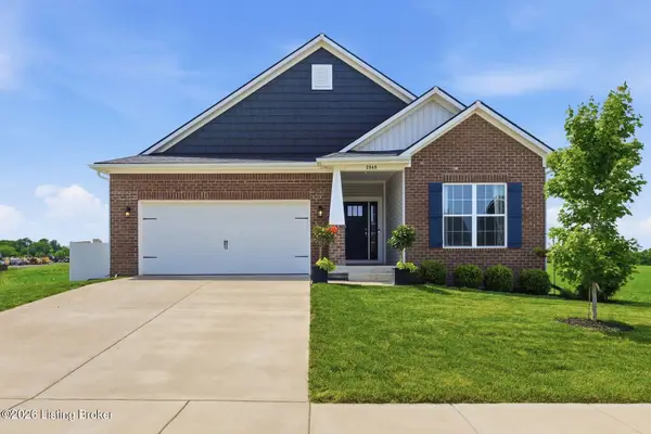 2049 Carnegie Dr, Shelbyville, KY 40065