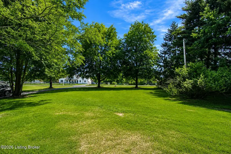 5508 Clover Ridge Dr, Crestwood, KY 40014 - #2