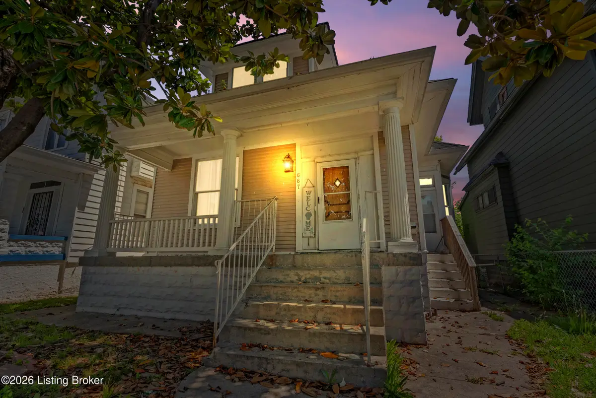 667 S 35th St, Louisville, KY 40211 - #1