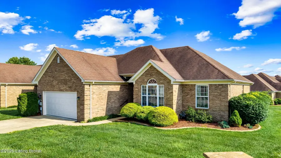 109 Terrace Dr, Mount Washington, KY 40047 - #2