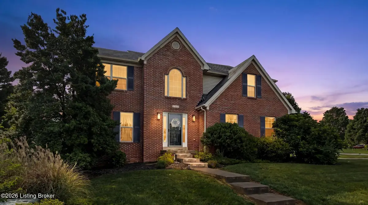 5900 Waveland Cir, Prospect, KY 40059 - #1