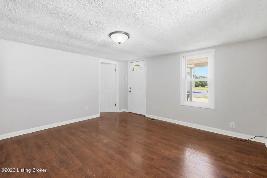 1219 Bates Ave, Louisville, KY 40219 - #2