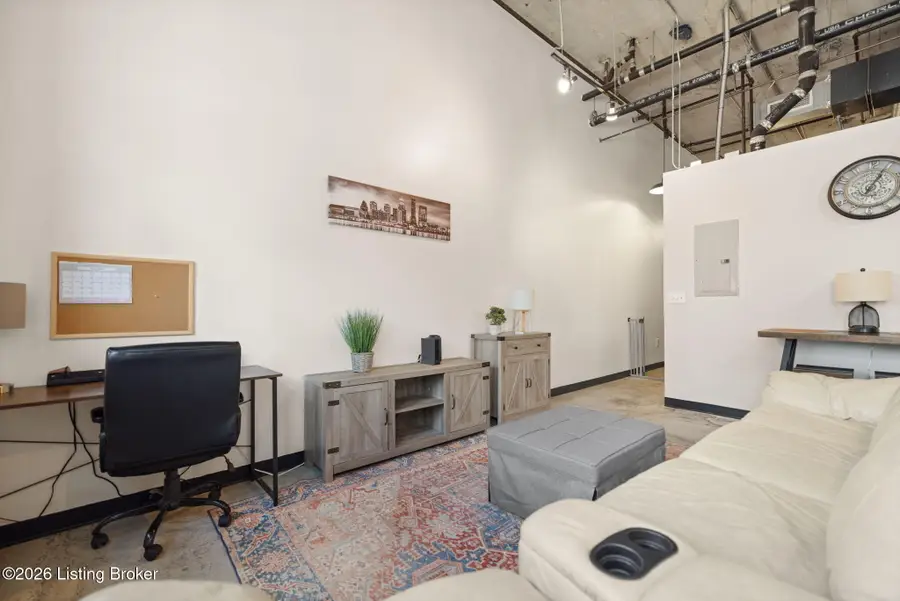 2520 S 3rd St #112, Louisville, KY 40208 - #3