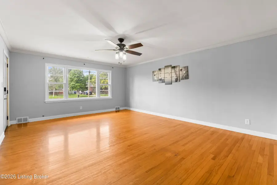 2303 Ecton Ln, Louisville, KY 40216 - #3