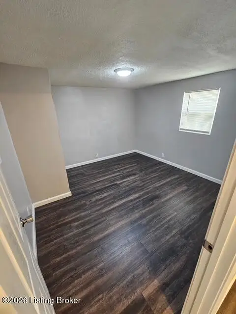 1049 Tennessee Ave, Louisville, KY 40208 - #3