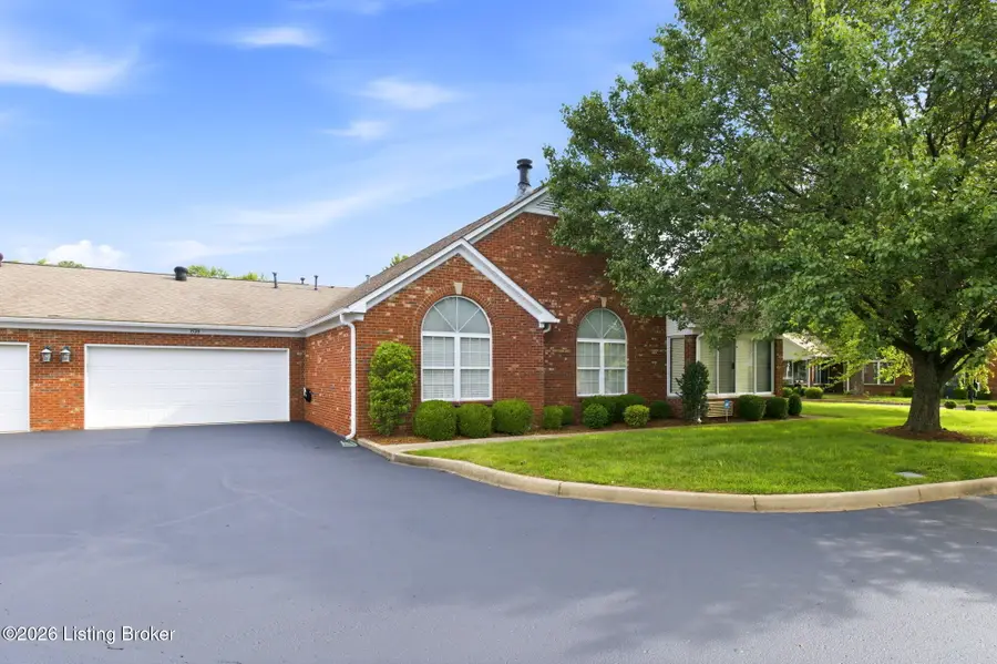3520 Saint Andrews Village Cir, Louisville, KY 40241 - #2