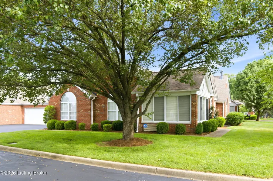 3520 Saint Andrews Village Cir, Louisville, KY 40241 - #3