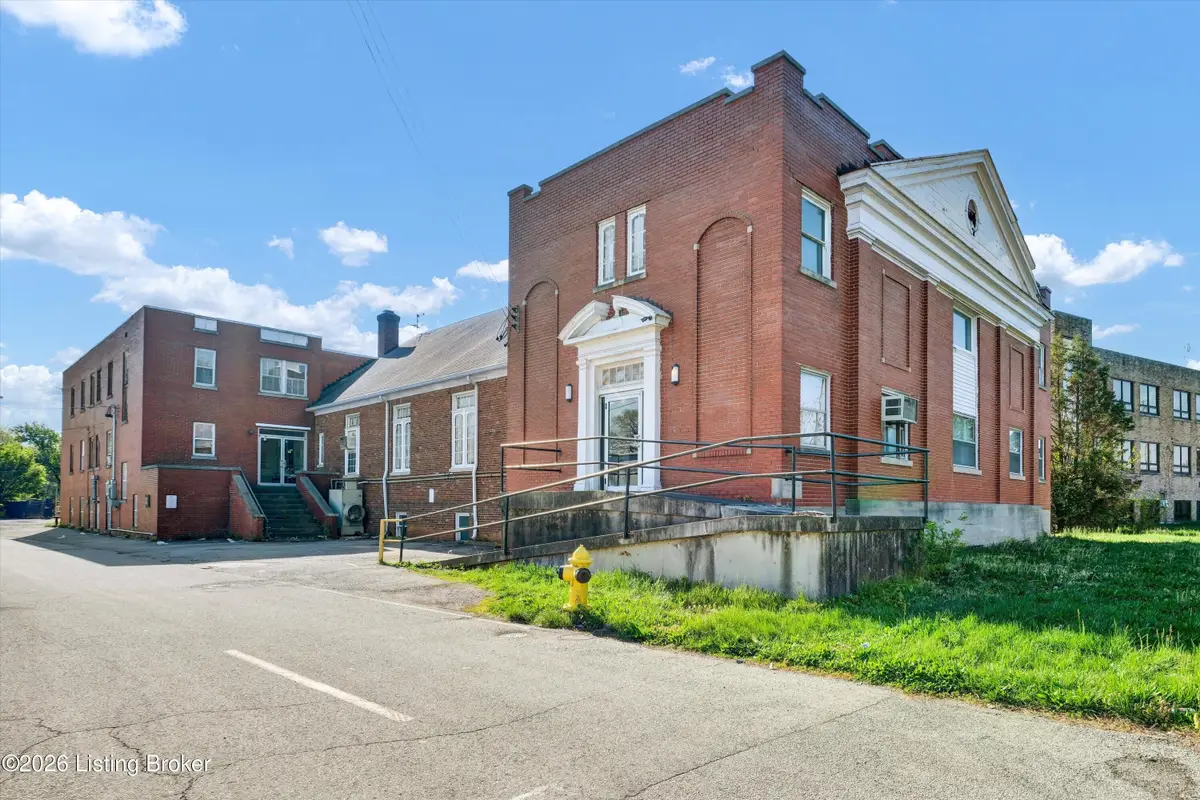 4201 Dixie Hwy, Louisville, KY 40216 - #1