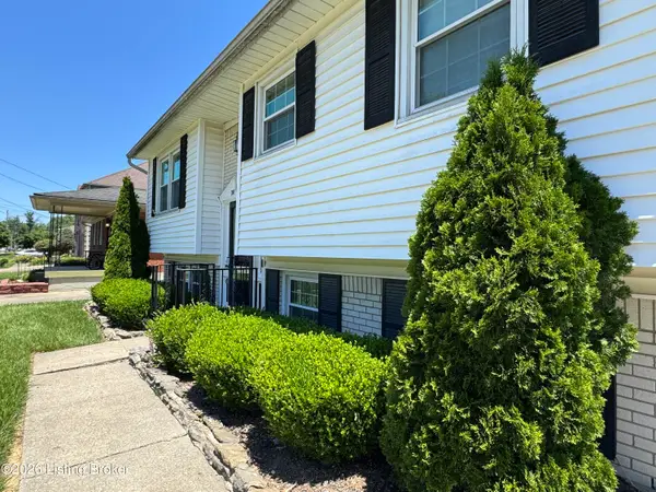 2013 Beech St, Louisville, KY 40210