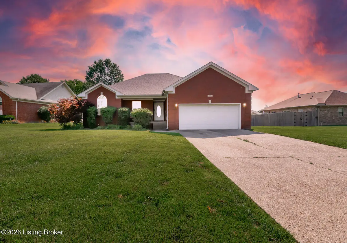 350 Jade Dr, Shepherdsville, KY 40165 - #1