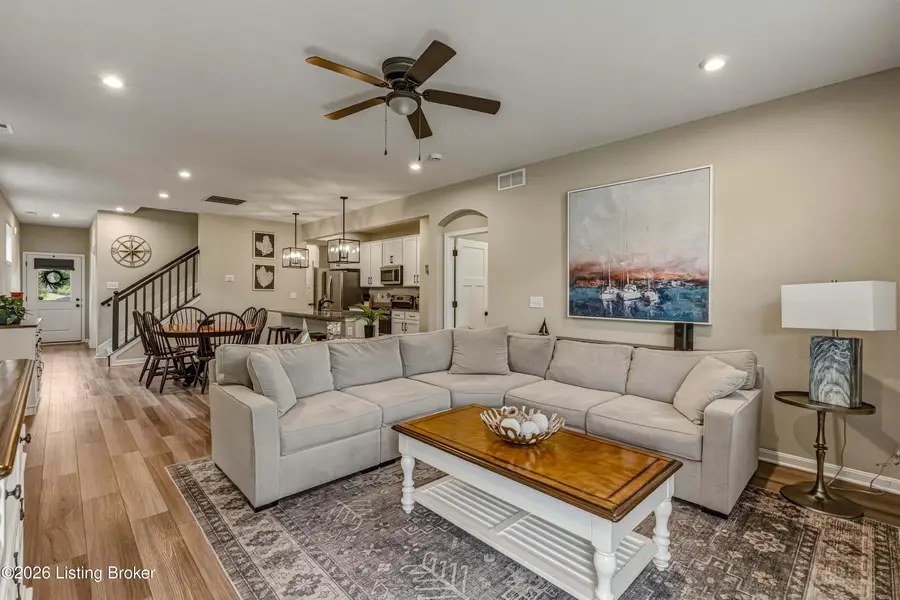 10048 Windcrest Farms Ln, Louisville, KY 40291 - #3