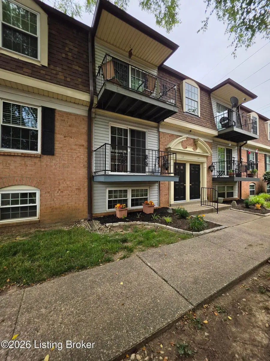102 Algiers Ct #3, Louisville, KY 40218 - #2